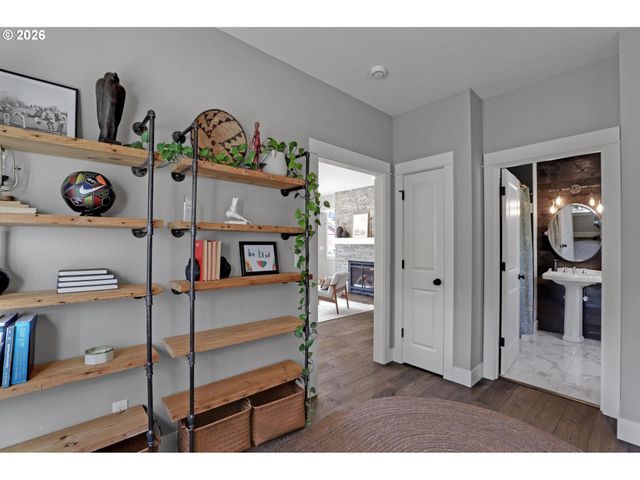 4529 Ne 34TH Ave, Portland, OR 97211
