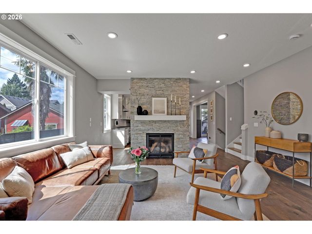 4529 Ne 34TH Ave, Portland, OR 97211