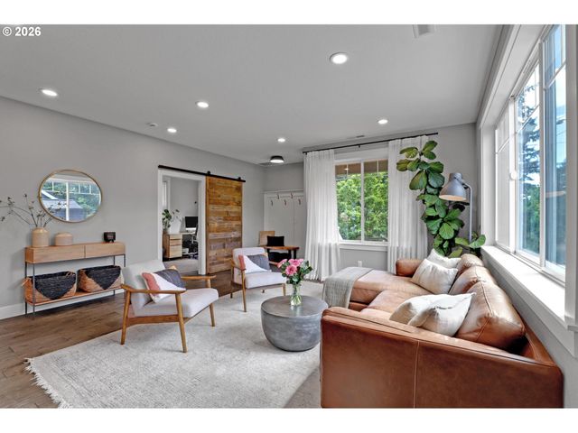4529 Ne 34TH Ave, Portland, OR 97211