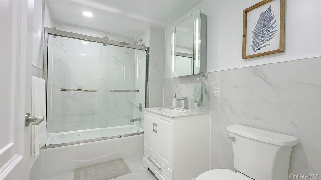 134-50 Blossom Avenue 4H, Flushing, NY 11355