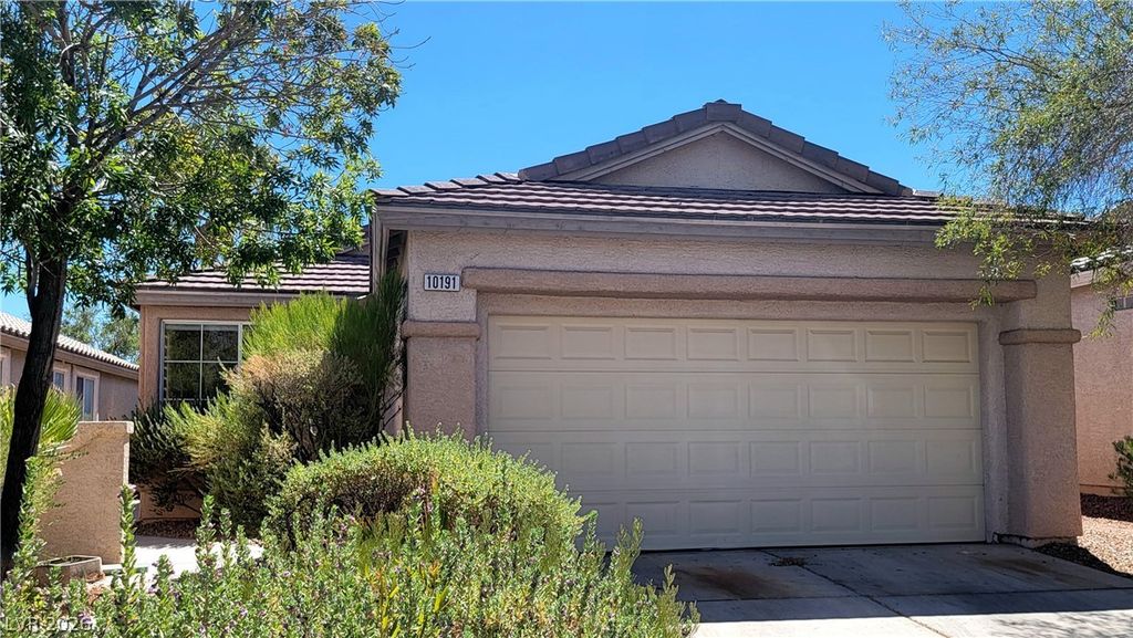 10191 Bentley Oaks Avenue, Las Vegas, NV 89135 — photo 2