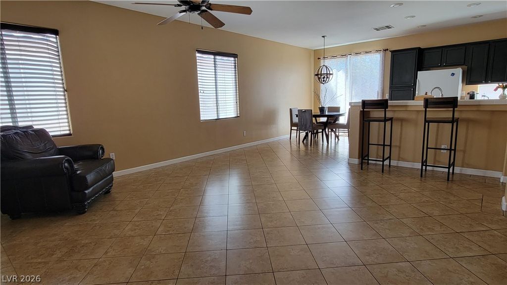 10191 Bentley Oaks Avenue, Las Vegas, NV 89135 — photo 3