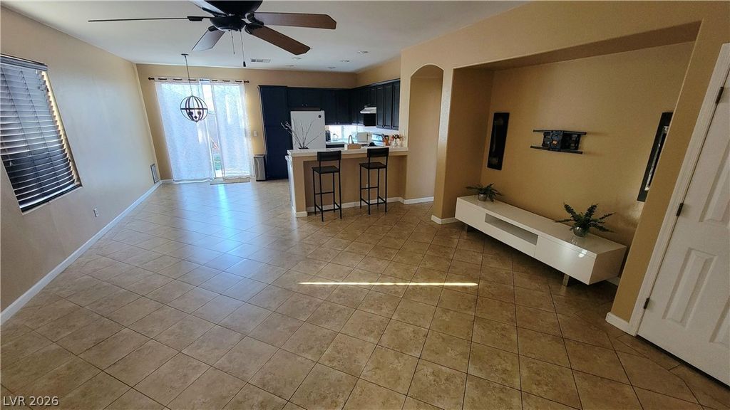 10191 Bentley Oaks Avenue, Las Vegas, NV 89135 — photo 4