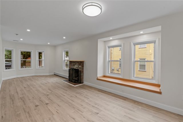 65 7th Street, East Providence, RI 02914