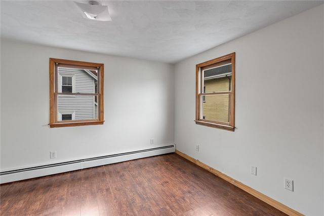 65 7th Street, East Providence, RI 02914