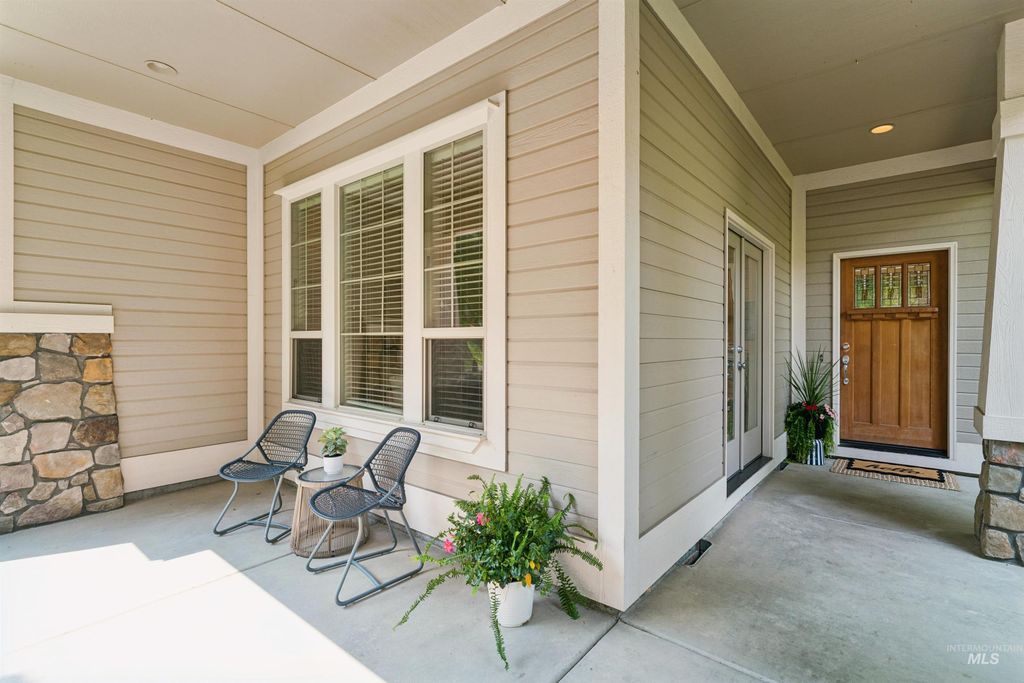 1199 N Macaile, Eagle, ID 83616 photo 2