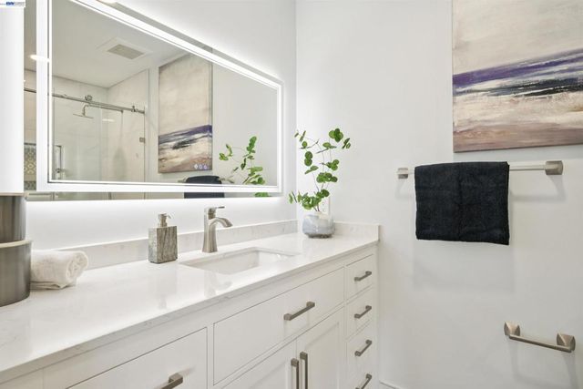 2506 Galleon Pl 116, San Leandro, CA 94577
