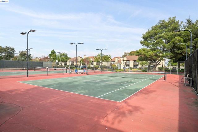 2506 Galleon Pl 116, San Leandro, CA 94577