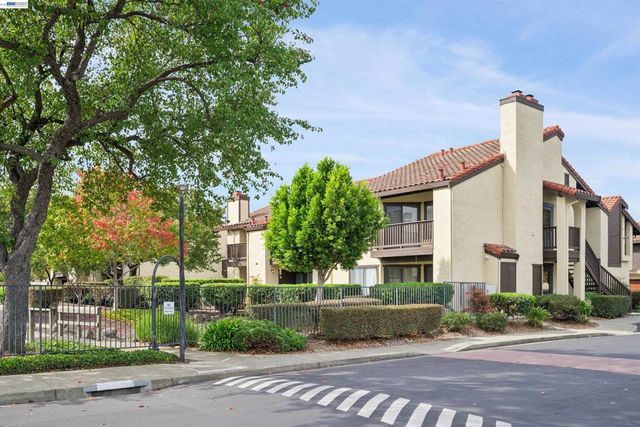 2506 Galleon Pl 116, San Leandro, CA 94577