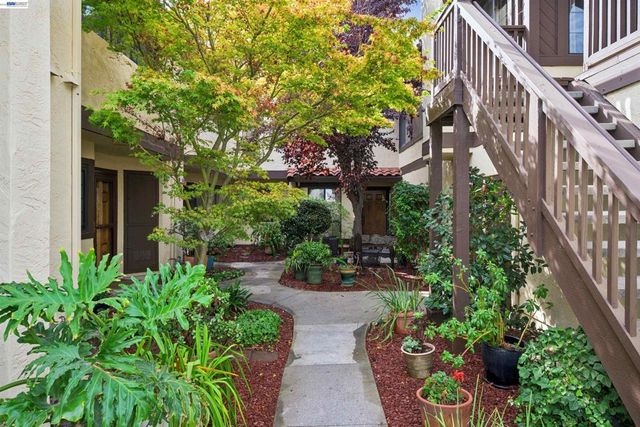 2506 Galleon Pl 116, San Leandro, CA 94577