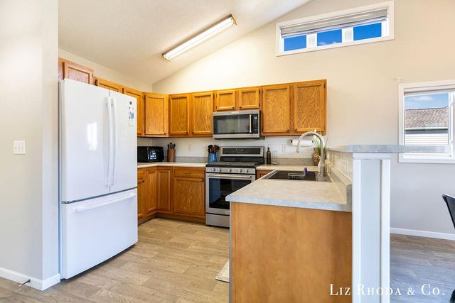 11099 18 Mile Road NE, Cedar Springs, MI 49319