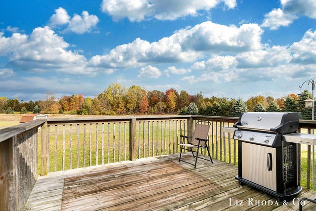 11099 18 Mile Road NE, Cedar Springs, MI 49319