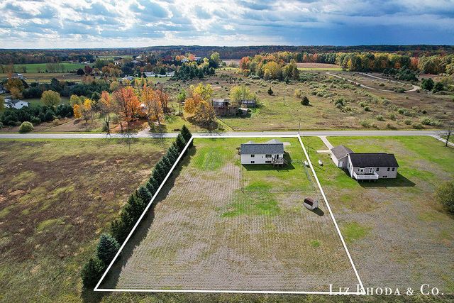11099 18 Mile Road NE, Cedar Springs, MI 49319