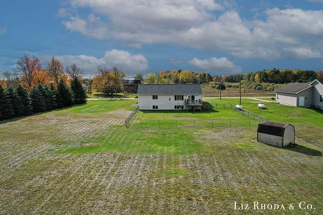 11099 18 Mile Road NE, Cedar Springs, MI 49319