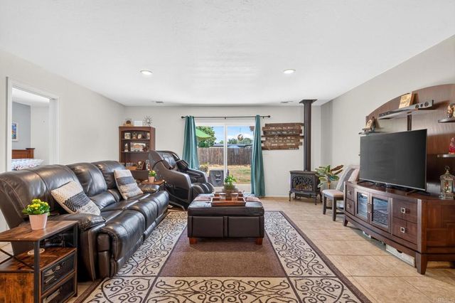 1045 S Magnolia, El Cajon, CA 92020