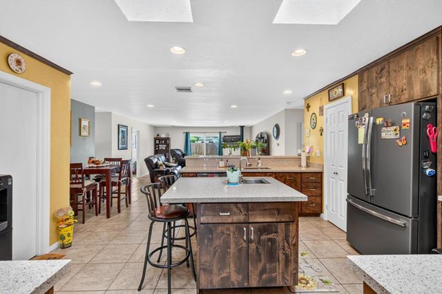 1045 S Magnolia, El Cajon, CA 92020