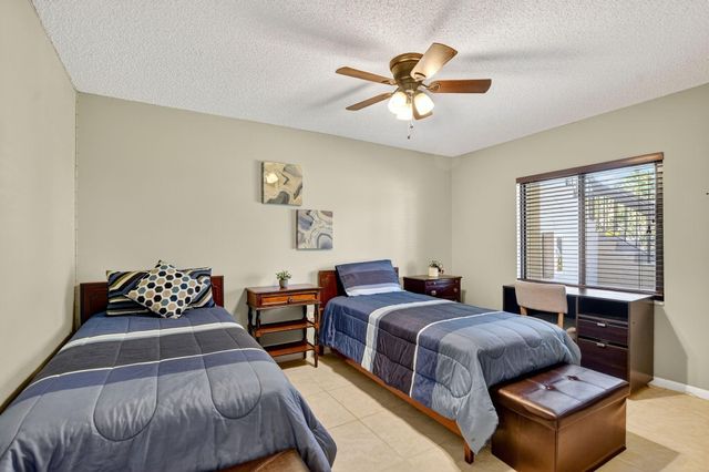 8310 Casa Del Lago 1a, Boca Raton, FL 33433