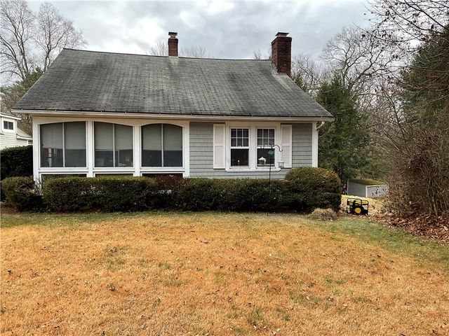 922 Plainfield Pike, Scituate, RI 02857