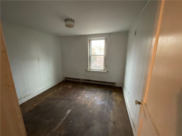 922 Plainfield Pike, Scituate, RI 02857