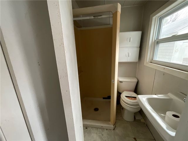 922 Plainfield Pike, Scituate, RI 02857