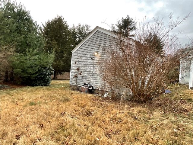 922 Plainfield Pike, Scituate, RI 02857