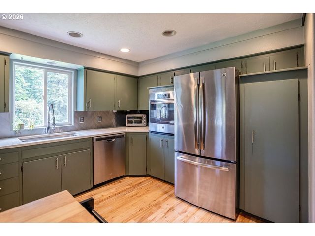 410 STUDEBAKER SPUR 2, Castle Rock, WA 98611
