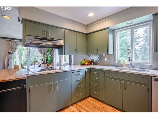 410 STUDEBAKER SPUR 2, Castle Rock, WA 98611