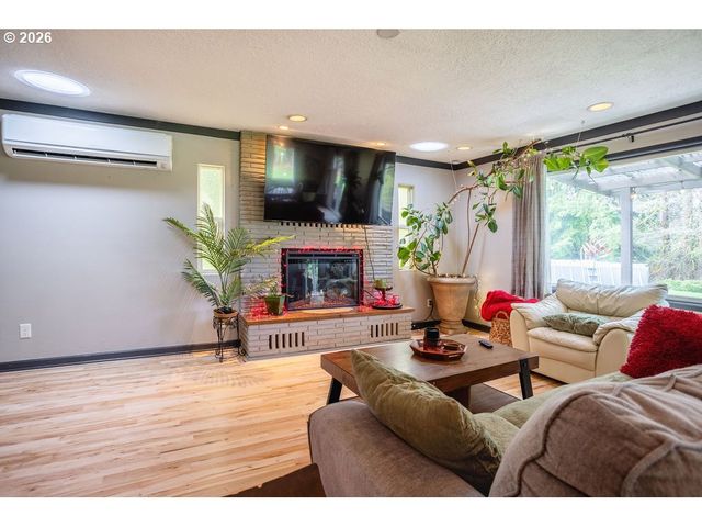 410 STUDEBAKER SPUR 2, Castle Rock, WA 98611