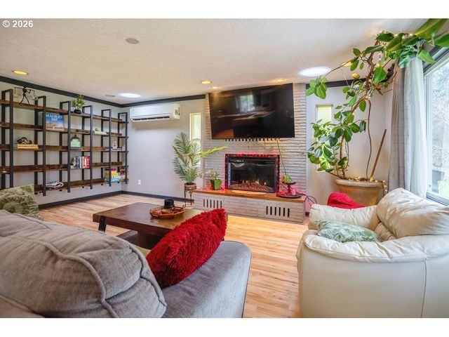 410 STUDEBAKER SPUR 2, Castle Rock, WA 98611