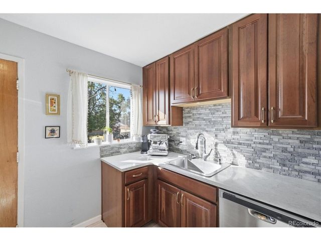 7870 Valley View Dr, Denver, CO 80221