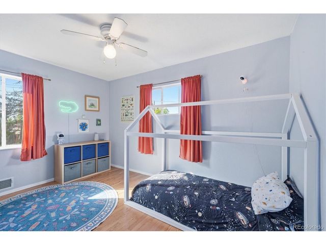 7870 Valley View Dr, Denver, CO 80221