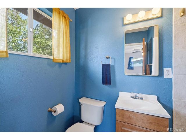 7870 Valley View Dr, Denver, CO 80221
