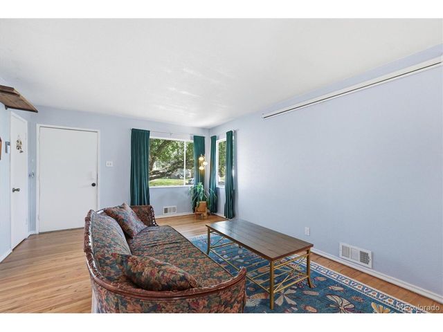 7870 Valley View Dr, Denver, CO 80221