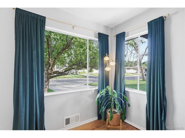 7870 Valley View Dr, Denver, CO 80221