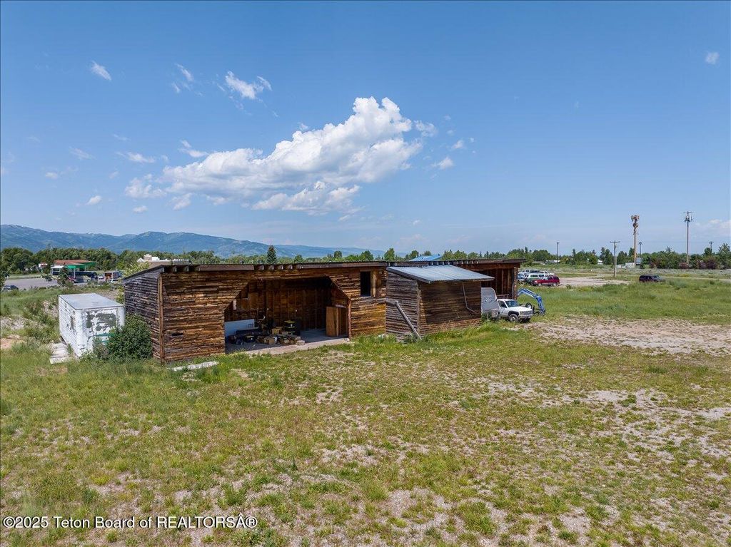375 S AGATE Avenue, Victor, ID 83455 photo 10