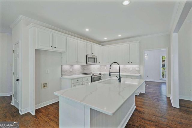 1490 Oconee Crossing Circle, Bogart, GA 30622