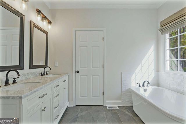 1490 Oconee Crossing Circle, Bogart, GA 30622