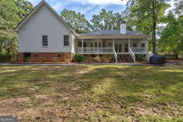 1490 Oconee Crossing Circle, Bogart, GA 30622