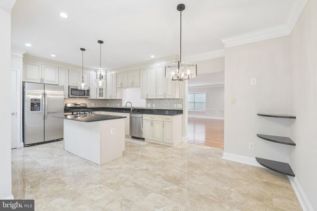 18775 TRIDENT SQ, Leesburg, VA 20176