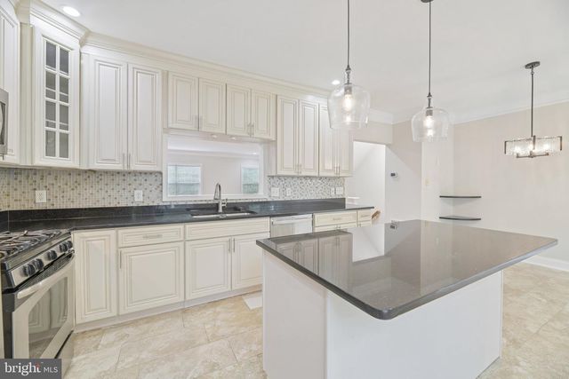 18775 TRIDENT SQ, Leesburg, VA 20176