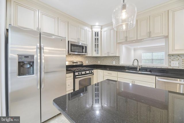 18775 TRIDENT SQ, Leesburg, VA 20176
