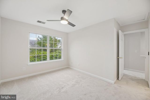 18775 TRIDENT SQ, Leesburg, VA 20176