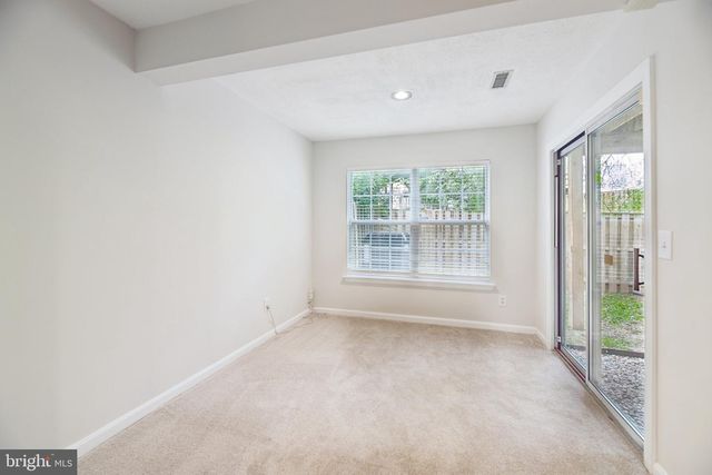 18775 TRIDENT SQ, Leesburg, VA 20176