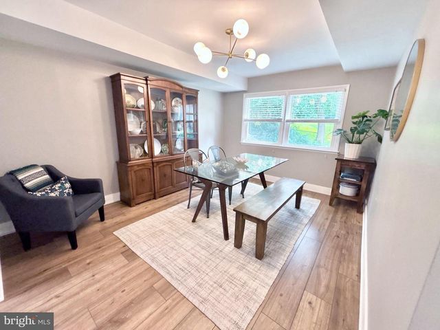 422 RIDGE PIKE, Lafayette Hill, PA 19444