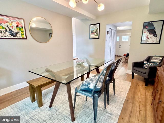 422 RIDGE PIKE, Lafayette Hill, PA 19444