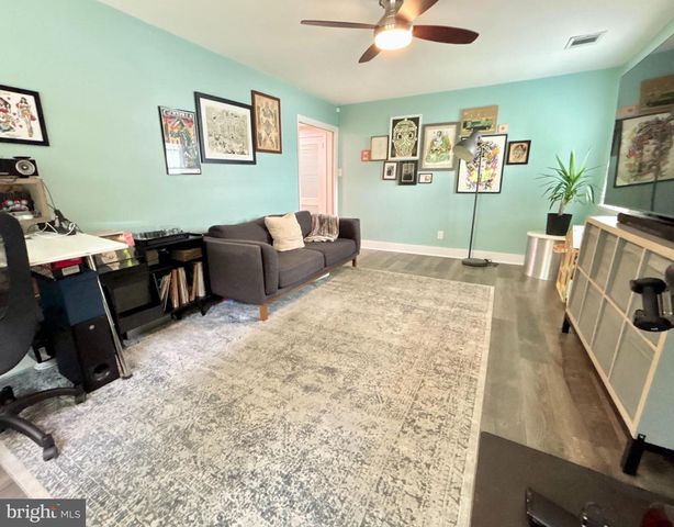 422 RIDGE PIKE, Lafayette Hill, PA 19444