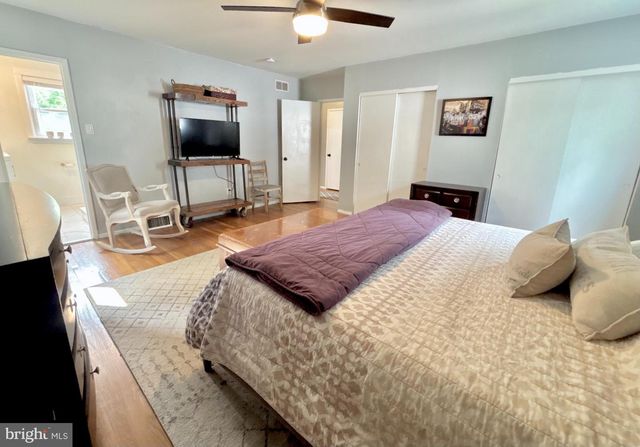 422 RIDGE PIKE, Lafayette Hill, PA 19444