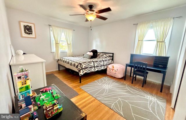 422 RIDGE PIKE, Lafayette Hill, PA 19444
