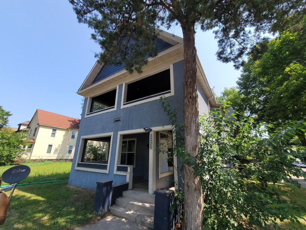 2200 N 6th Street, Minneapolis, MN 55411 — exterior