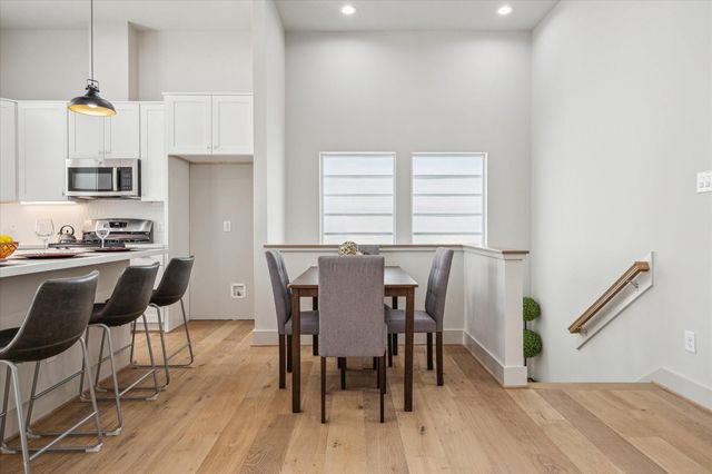 5221 Hillman Street B, Houston, TX 77023
